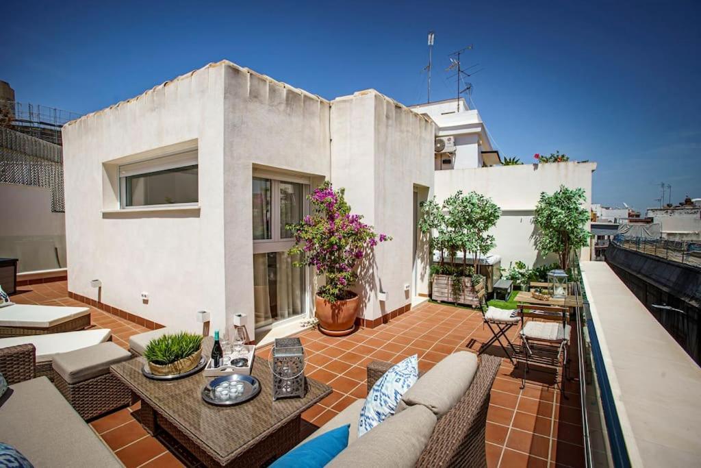 Mini Hotel In The Heart Of Sevilla For Exclusive Usage Exterior photo