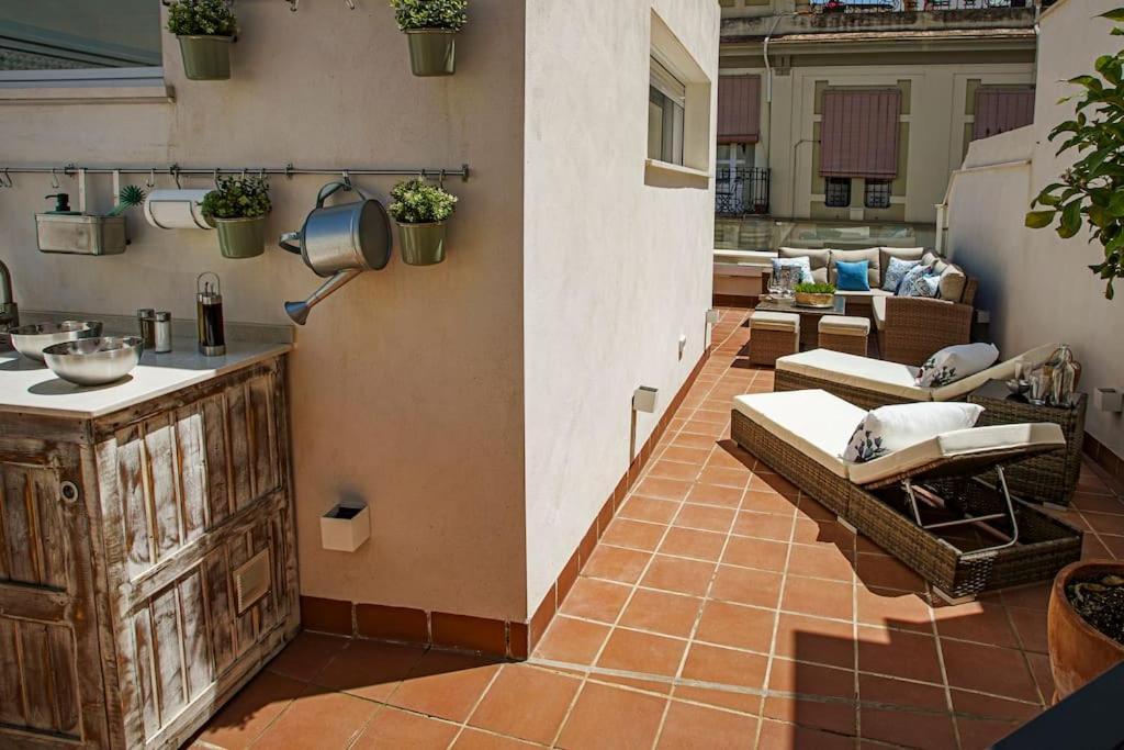 Mini Hotel In The Heart Of Sevilla For Exclusive Usage Exterior photo