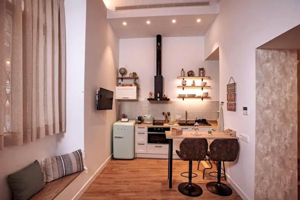 Mini Hotel In The Heart Of Sevilla For Exclusive Usage Exterior photo