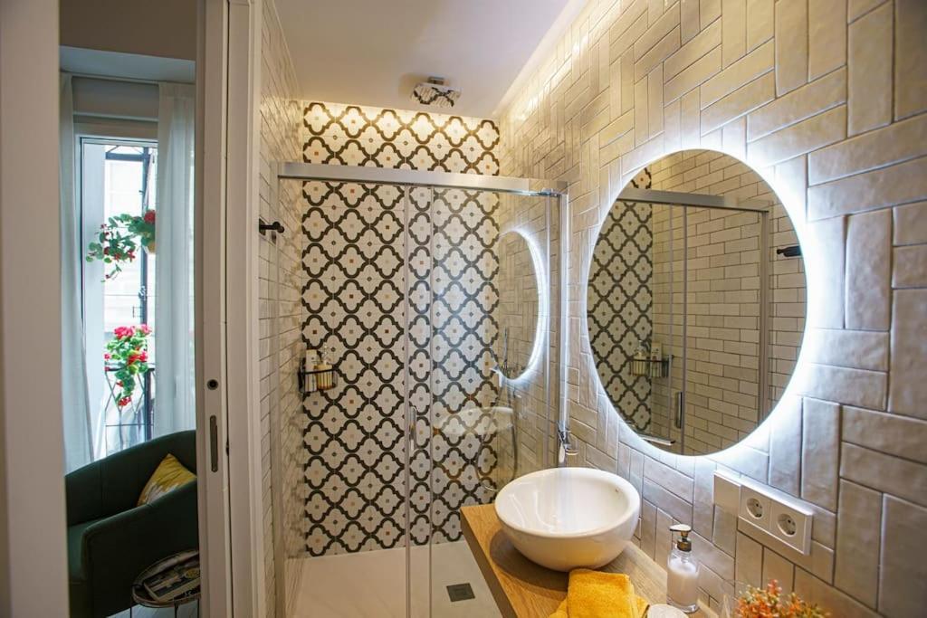 Mini Hotel In The Heart Of Sevilla For Exclusive Usage Exterior photo
