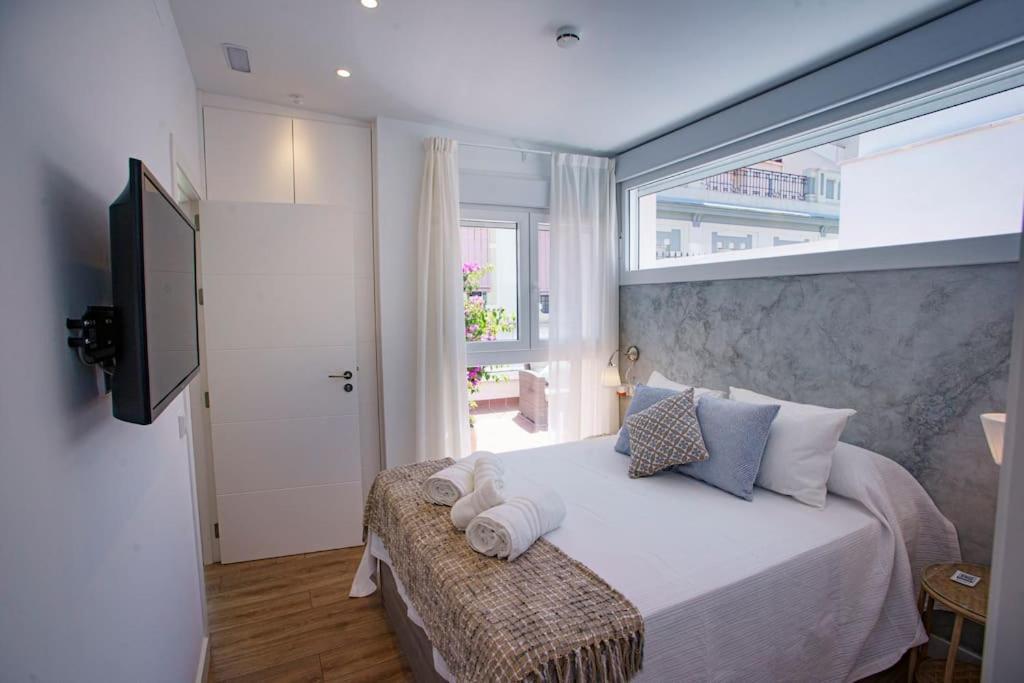 Mini Hotel In The Heart Of Sevilla For Exclusive Usage Exterior photo